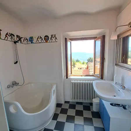 Storico Con Giardino Soleggiato - Via Rinaldi * Arto Centonara